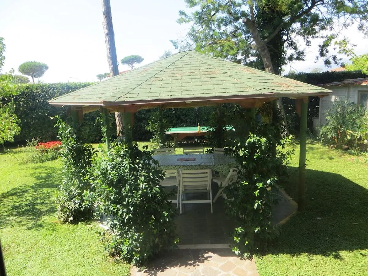 Villa Marina Di Pietrasanta 0*,  Italy